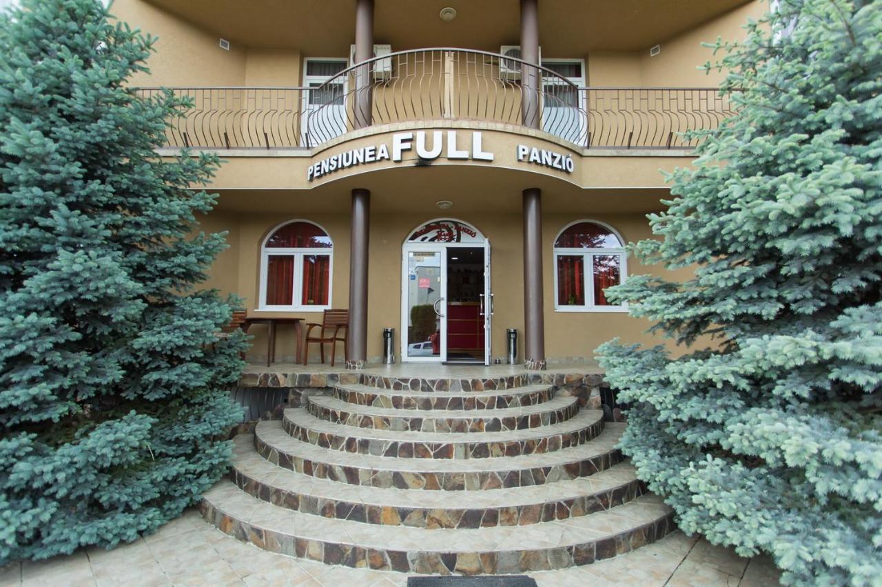 Pensiunea Full Târgu-Mureş Zewnętrze zdjęcie