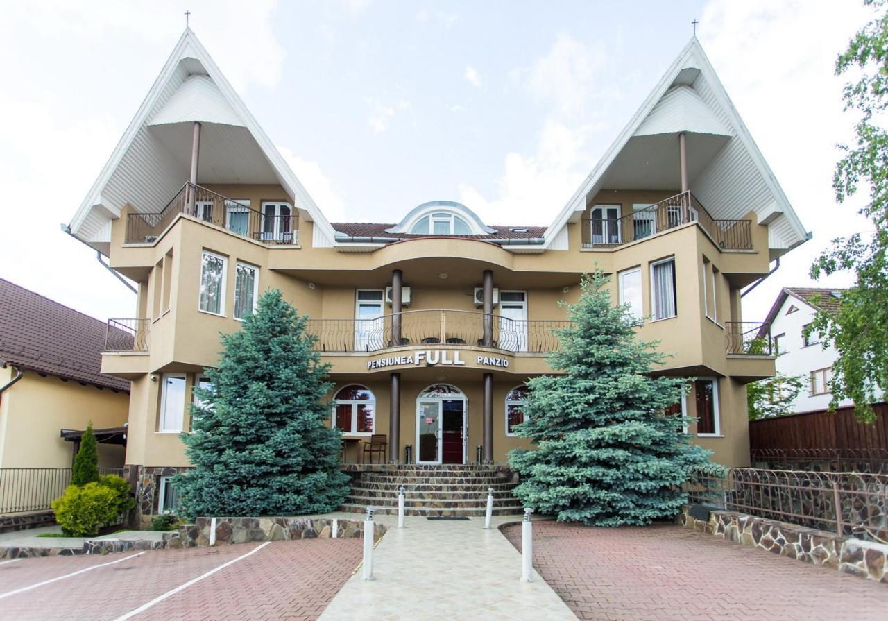 Pensiunea Full Târgu-Mureş Zewnętrze zdjęcie